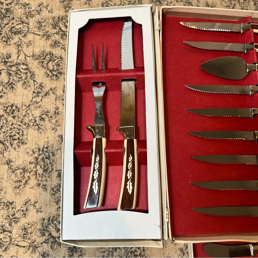 VTG Regent Sheffield Stainless Steel 19 Piece Treasure Chest English Cutlery